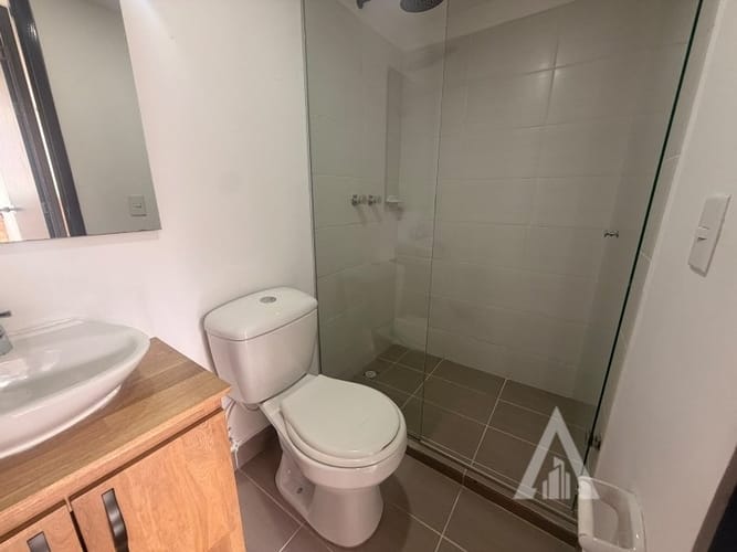 Apartamento de 2 alcobas en arriendo en Enciso, Medellín, 60 m² · foto 3 de 8