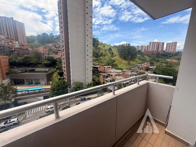 Apartamento de 2 alcobas en arriendo en Enciso, Medellín, 60 m² · foto 5 de 8