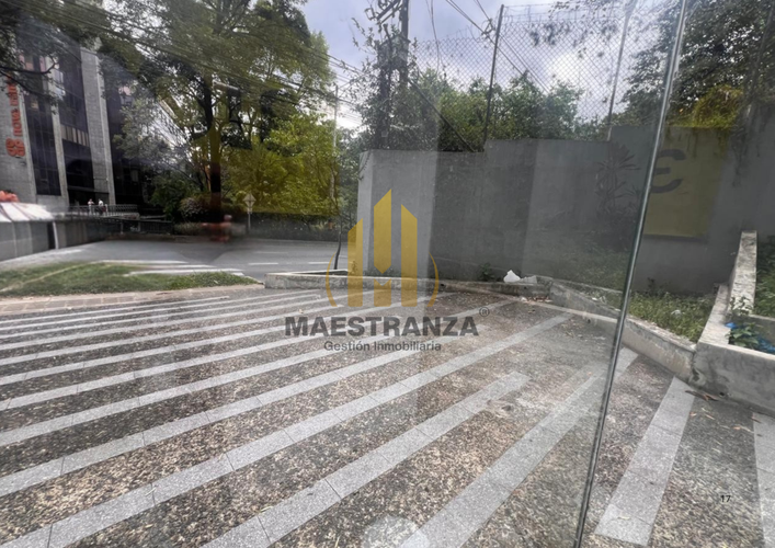 Local en arriendo en Castropol, Medellín, 508 m² · foto 12 de 21