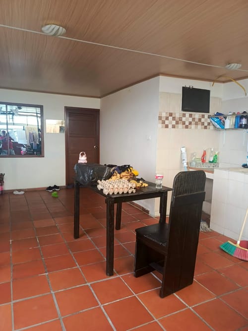 Casa de 6 alcobas en venta en Comuneros, Bucaramanga, 90 m² · foto 8 de 19