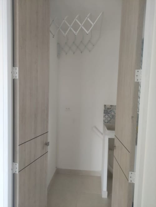 Apartamento de 2 alcobas en venta en Las Palmas, Ricaurte, 58 m² · foto 4 de 23