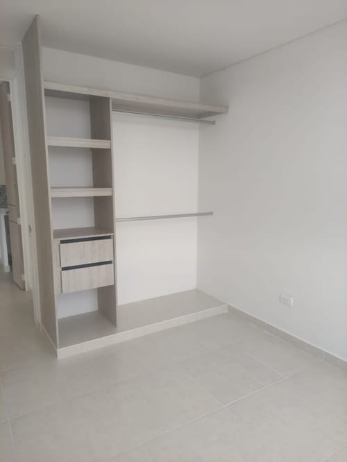 Apartamento de 2 alcobas en venta en Las Palmas, Ricaurte, 58 m² · foto 6 de 23