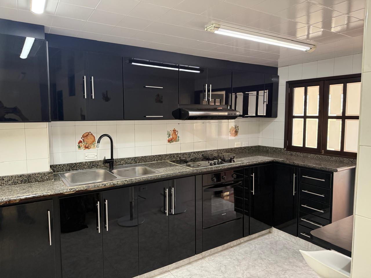 Apartamento en venta en Santa Barbara, Bogotá · foto 5 de 8