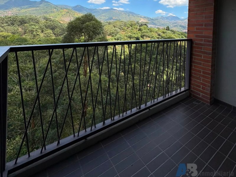 Apartamento en arriendo en La Castellana, Medellín · foto 15 de 17