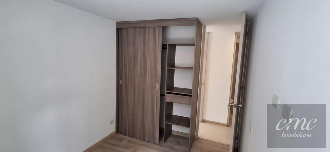 Apartamento de 3 alcobas en arriendo en Villa Santa Teresa, Sabaneta, 87 m² · foto 7 de 24