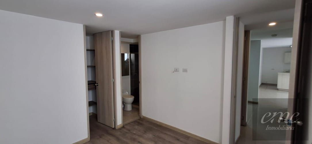 Apartamento de 3 alcobas en arriendo en Villa Santa Teresa, Sabaneta, 87 m² · foto 10 de 24