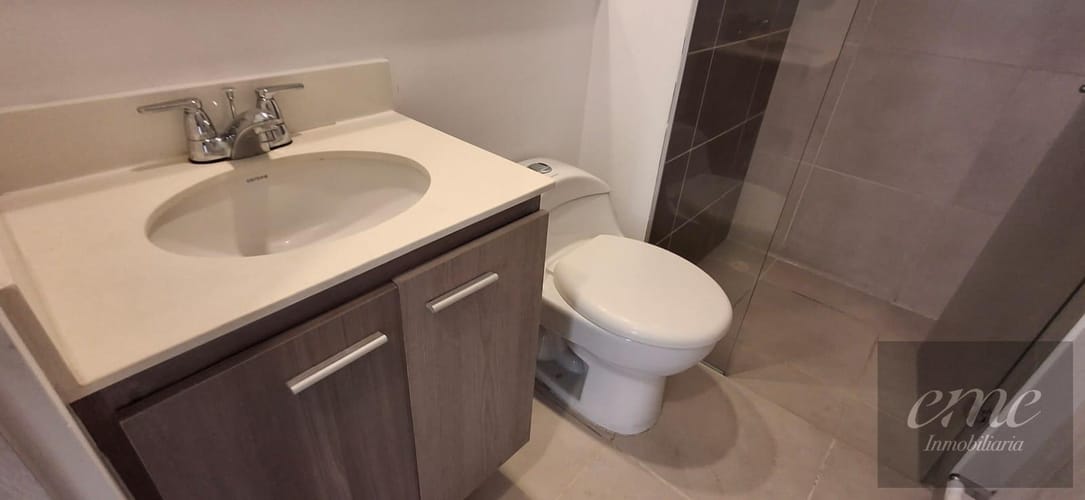 Apartamento de 3 alcobas en arriendo en Villa Santa Teresa, Sabaneta, 87 m² · foto 12 de 24