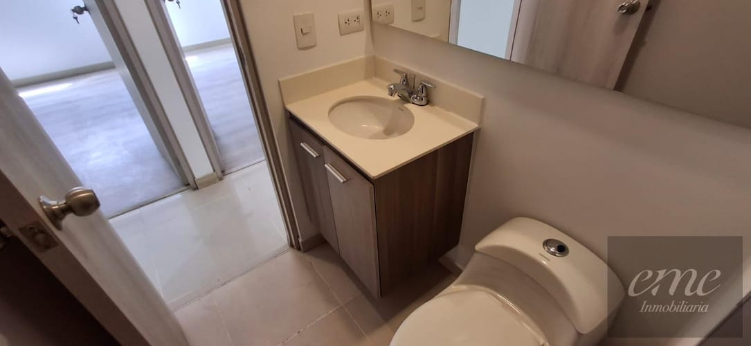 Apartamento de 3 alcobas en arriendo en Villa Santa Teresa, Sabaneta, 87 m² · foto 14 de 24