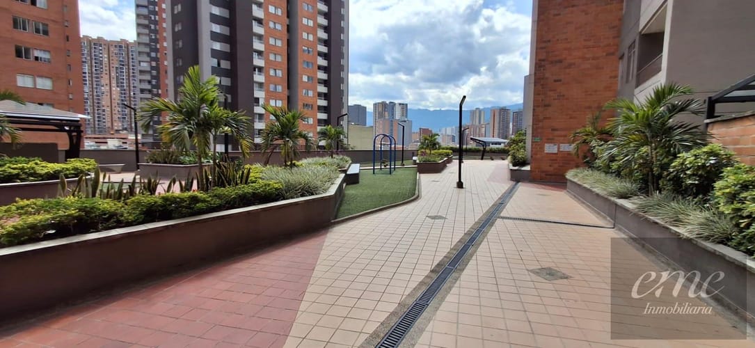 Apartamento de 3 alcobas en arriendo en Villa Santa Teresa, Sabaneta, 87 m² · foto 23 de 24