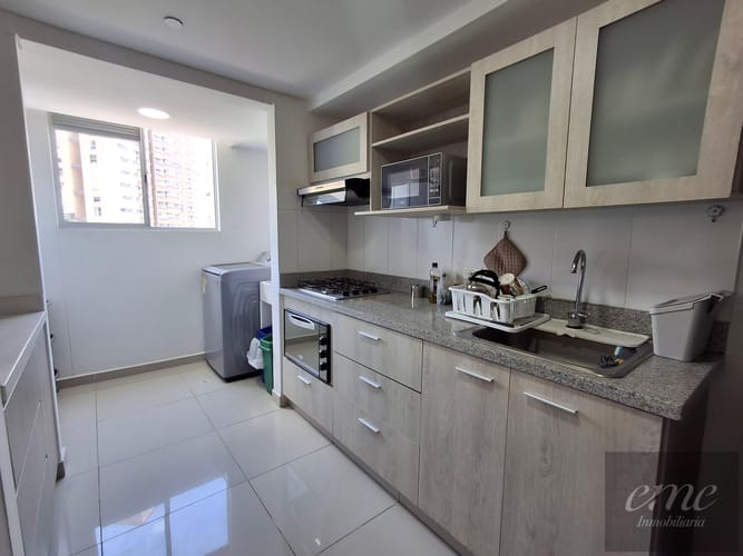 Apartamento de 3 alcobas en arriendo en Villa Santa Teresa, Sabaneta, 98 m² · foto 3 de 18