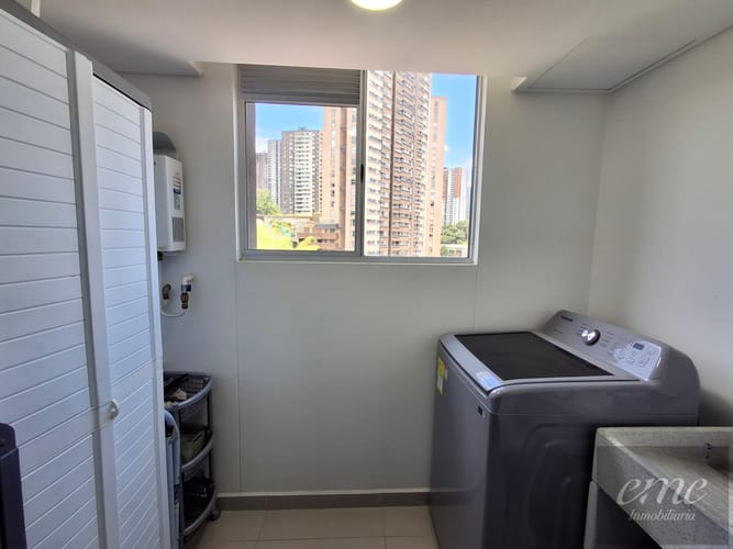 Apartamento de 3 alcobas en arriendo en Villa Santa Teresa, Sabaneta, 98 m² · foto 4 de 18
