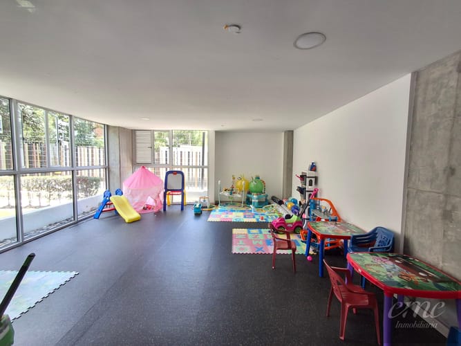 Apartamento de 3 alcobas en arriendo en Villa Santa Teresa, Sabaneta, 98 m² · foto 7 de 18
