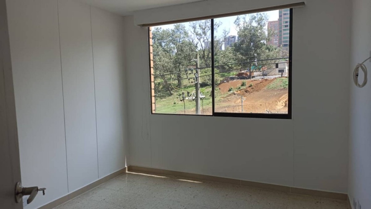 Apartamento en venta en El Poblado, Medellín · foto 6 de 23