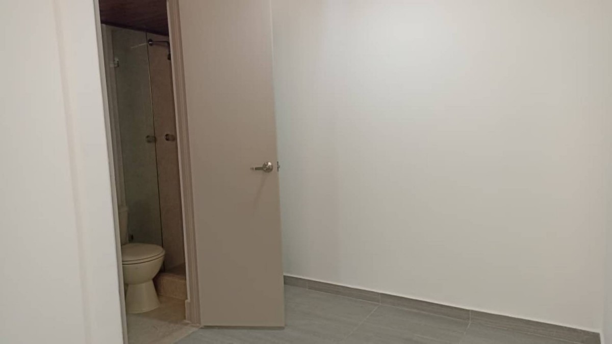 Apartamento en venta en El Poblado, Medellín · foto 11 de 23