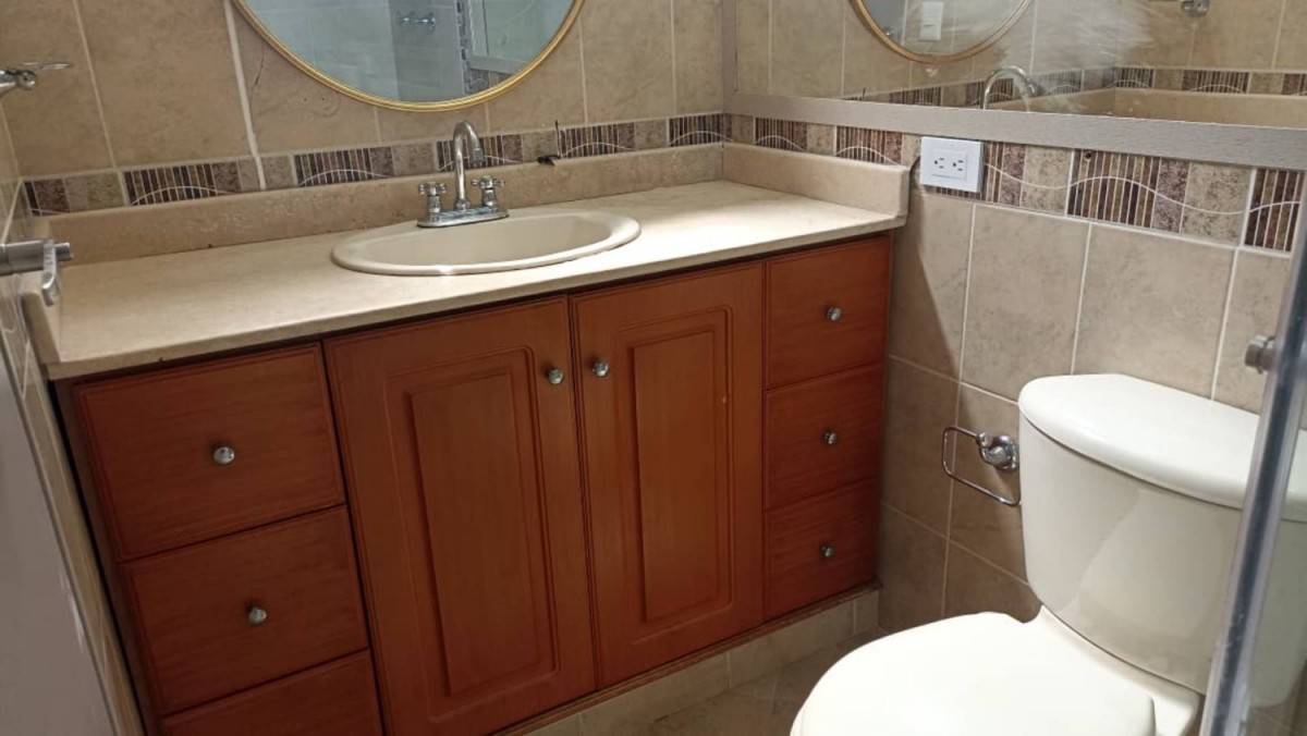 Apartamento en venta en El Poblado, Medellín · foto 16 de 23
