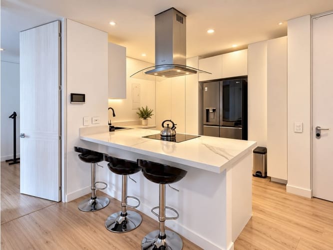 Apartamento de 2 alcobas en venta en El Virrey, Bogotá, 140 m² · foto 5 de 10