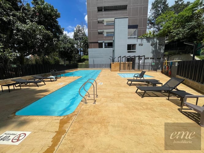 Apartamento de 2 alcobas en venta en Areka, Envigado, 86 m² · foto 4 de 21