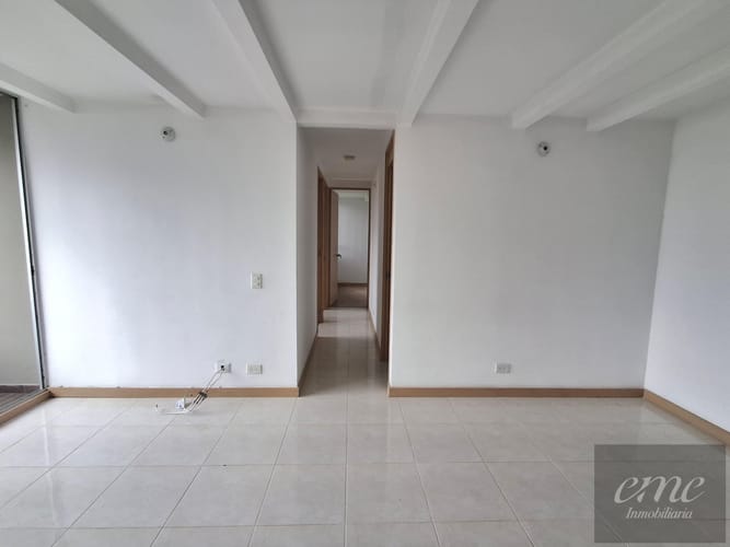 Apartamento de 3 alcobas en venta en Bello, 64 m² · foto 4 de 19