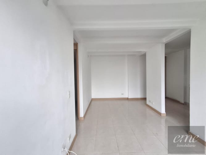 Apartamento de 3 alcobas en venta en Bello, 64 m² · foto 5 de 19