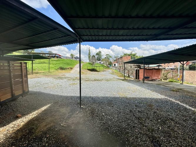 Lote en arriendo en Pueblo Viejo, La Estrella, 2500 m² · foto 9 de 13
