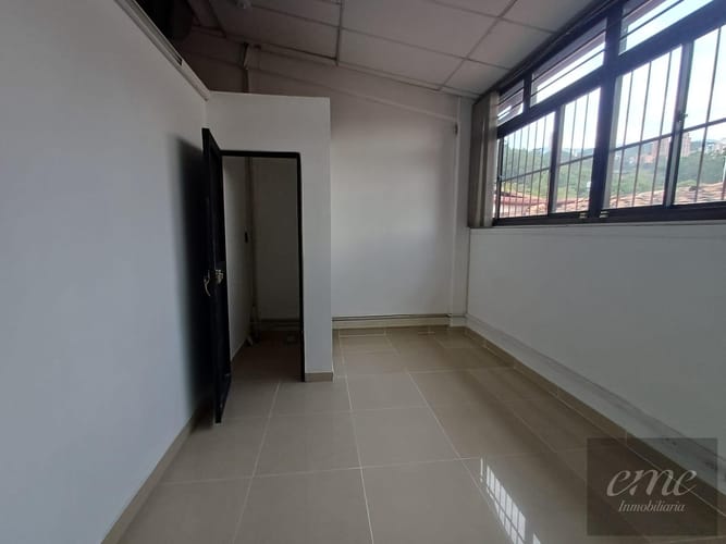 Oficina en arriendo en Vía Las Palmas, Medellín, 107 m² · foto 4 de 16