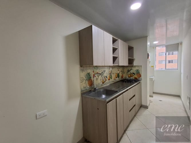 Apartamento de 3 alcobas en venta en Bello, 64 m² · foto 2 de 21