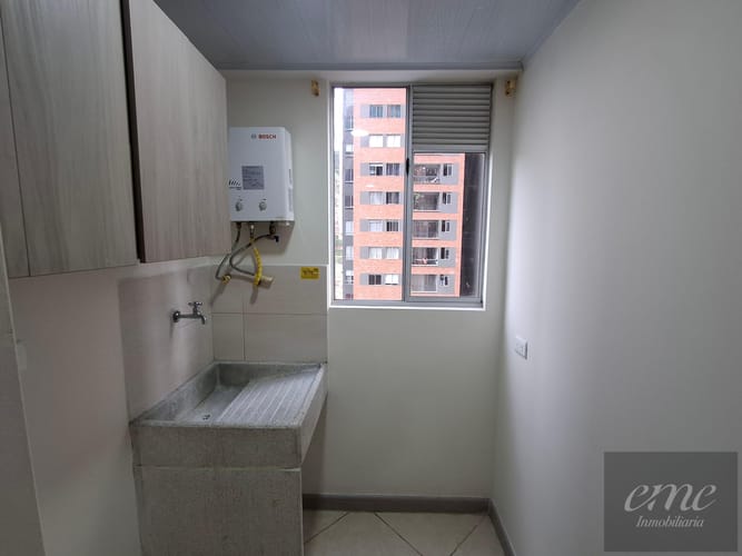 Apartamento de 3 alcobas en venta en Bello, 64 m² · foto 3 de 21