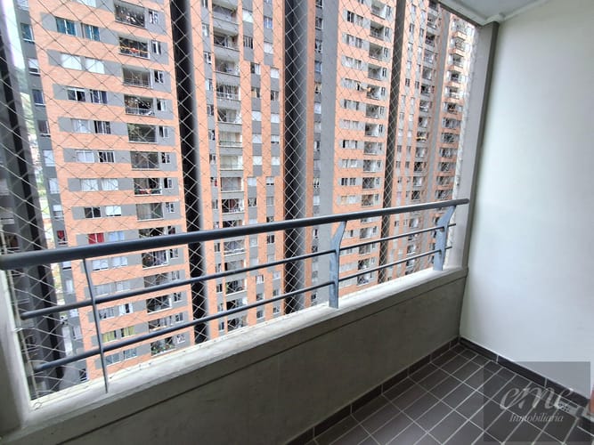 Apartamento de 3 alcobas en venta en Bello, 64 m² · foto 8 de 21