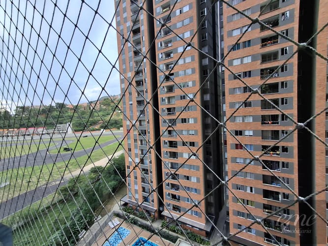 Apartamento de 3 alcobas en venta en Bello, 64 m² · foto 10 de 21