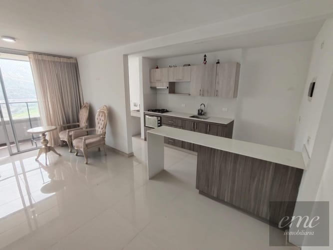 Apartamento de 3 alcobas en venta en Urbanizacion La Florida, Medellín, 78 m² · foto 5 de 19