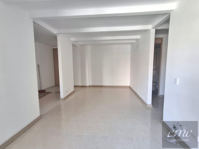 Apartamento de 3 alcobas en venta en Bello, 72 m² · foto 3 de 22