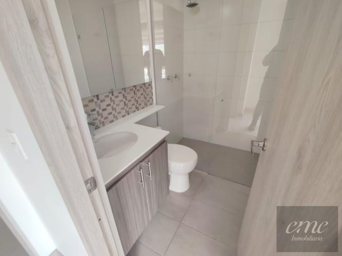 Apartamento de 3 alcobas en venta en Urbanizacion La Florida, Medellín, 78 m² · foto 15 de 19