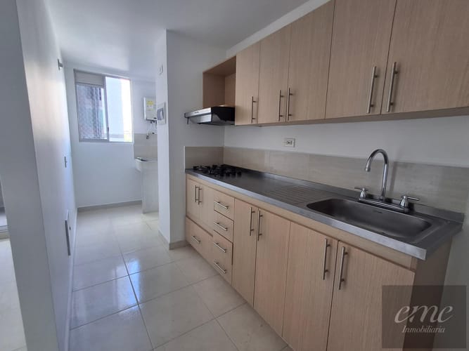 Apartamento de 3 alcobas en venta en Bello, 72 m² · foto 8 de 22