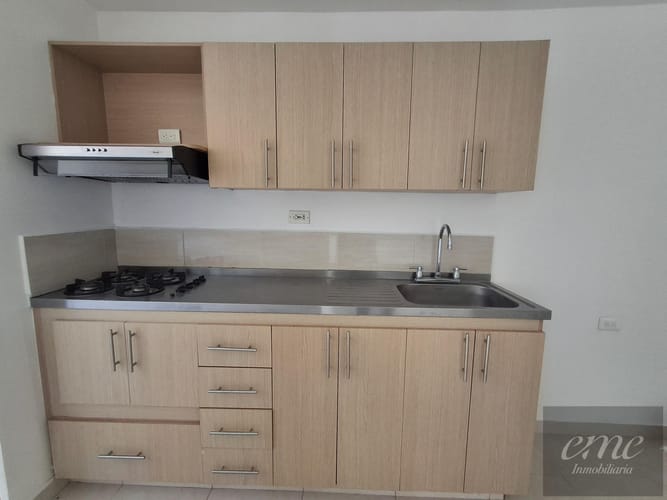 Apartamento de 3 alcobas en venta en Bello, 72 m² · foto 9 de 22