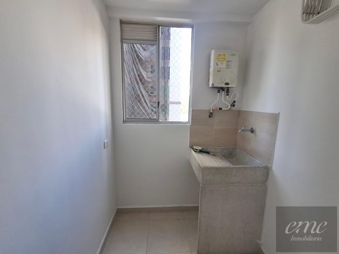 Apartamento de 3 alcobas en venta en Bello, 72 m² · foto 10 de 22