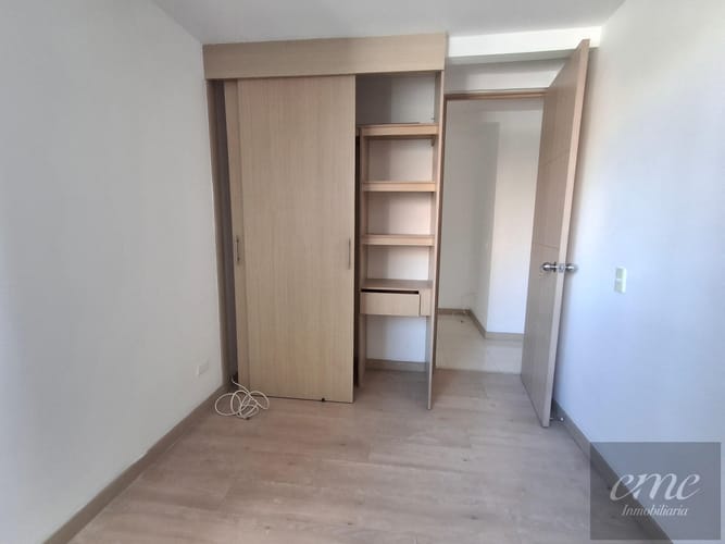 Apartamento de 3 alcobas en venta en Bello, 72 m² · foto 13 de 22
