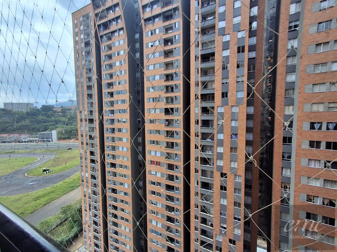 Apartamento de 3 alcobas en venta en Bello, 64 m² · foto 18 de 19