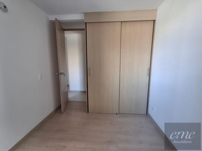 Apartamento de 3 alcobas en venta en Bello, 72 m² · foto 15 de 22