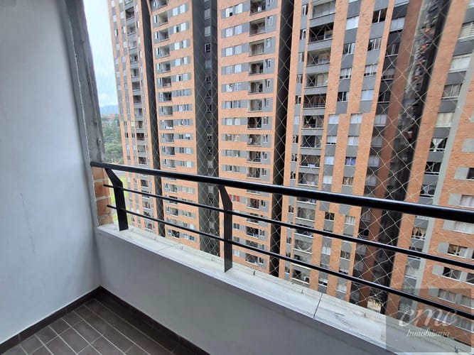 Apartamento de 3 alcobas en venta en Bello, 64 m² · foto 19 de 19
