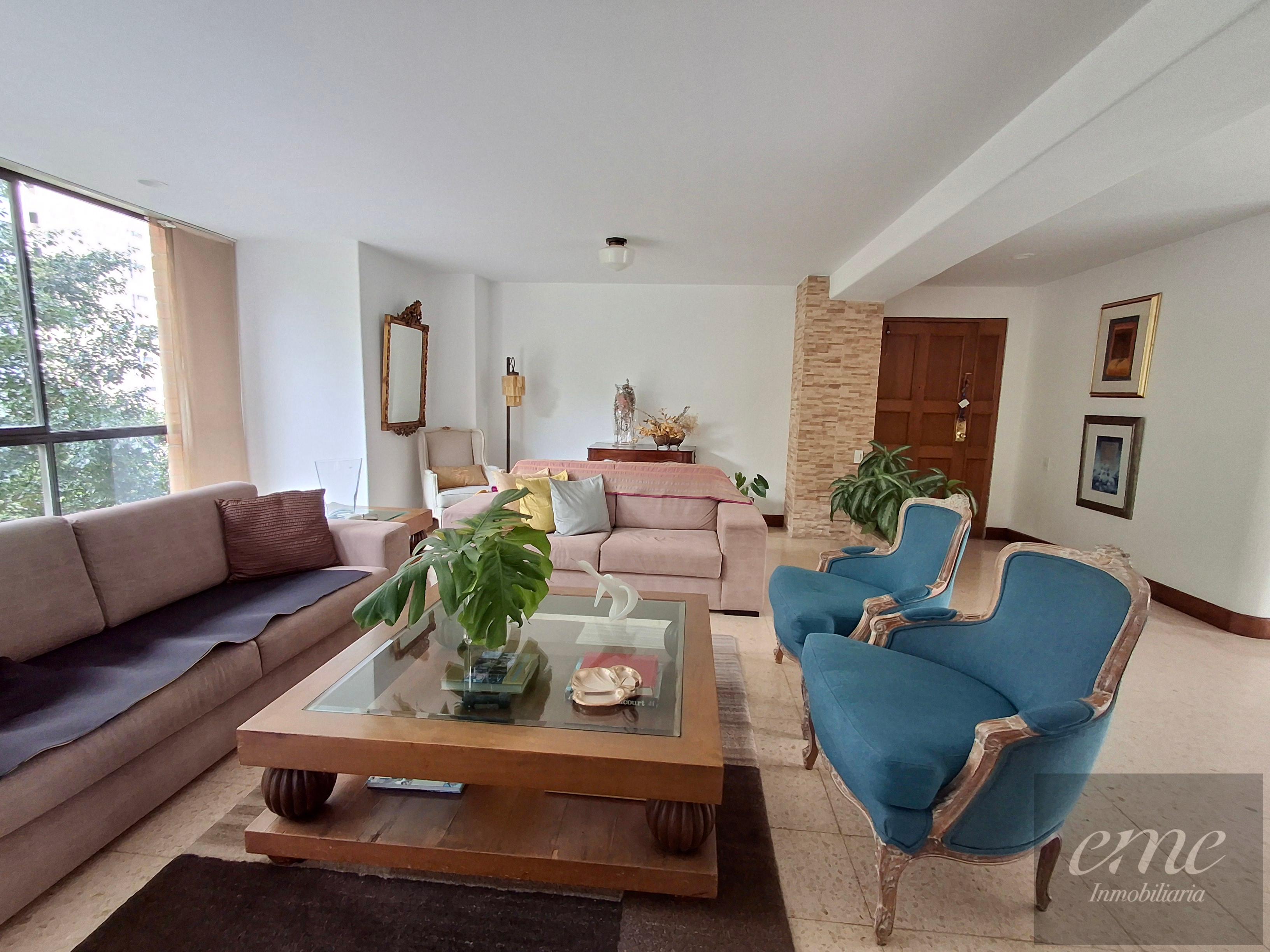 Apartamento en venta en El Poblado, Medellín · foto 3 de 4