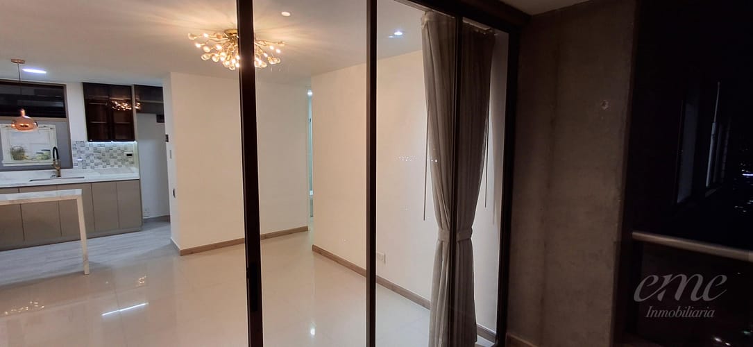 Apartamento de 3 alcobas en arriendo en Las Lomas No.2, Medellín, 92 m² · foto 23 de 24