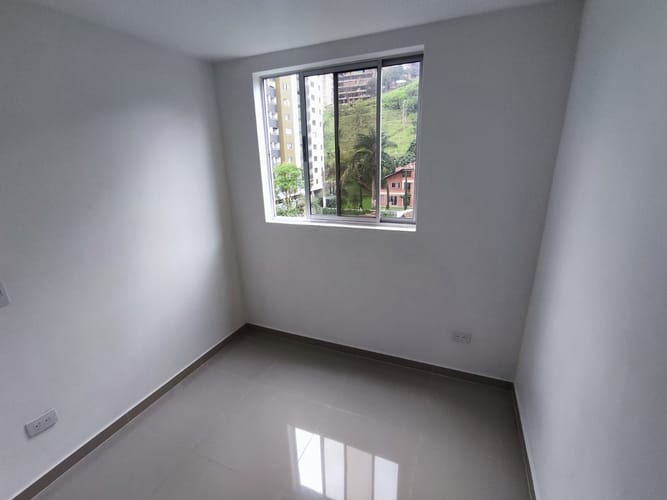 Apartamento de 3 alcobas en venta en Caminos De La Romeria, Sabaneta, 69 m² · foto 6 de 15