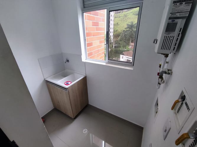 Apartamento de 3 alcobas en venta en Caminos De La Romeria, Sabaneta, 69 m² · foto 12 de 15