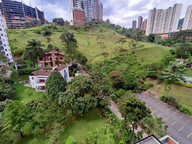 Apartamento de 3 alcobas en venta en Caminos De La Romeria, Sabaneta, 69 m² · foto 13 de 15