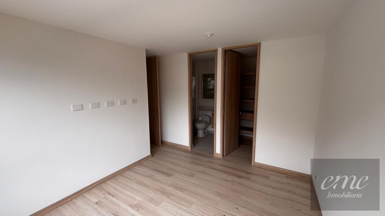 Apartamento en venta en El Salado, Envigado · foto 3 de 14