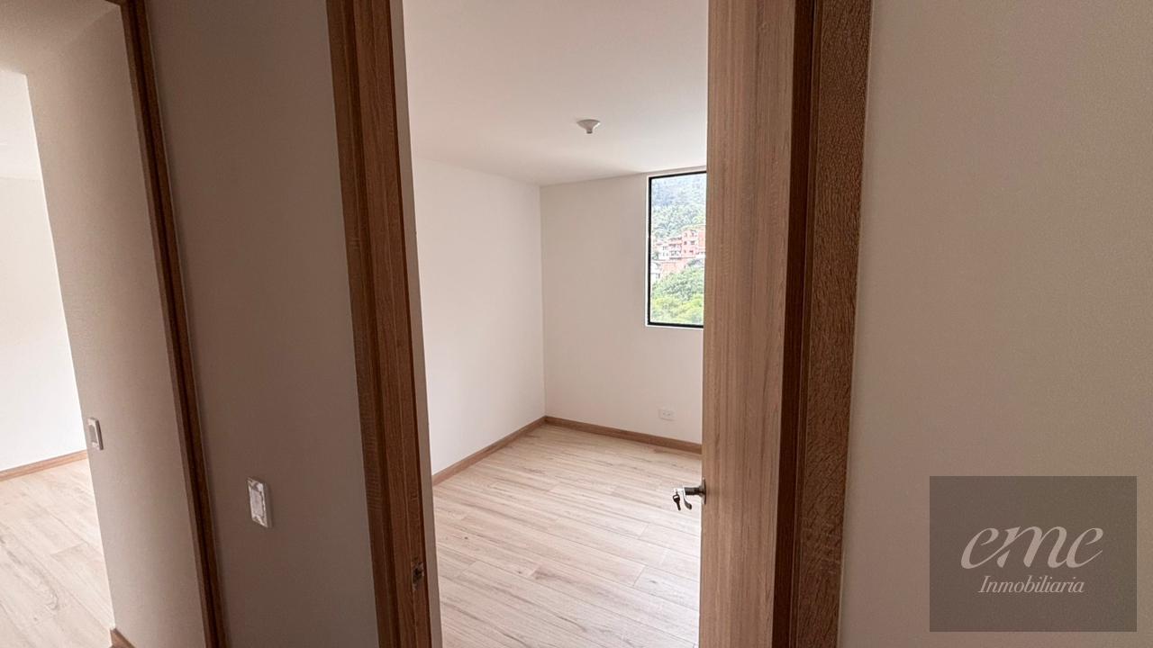 Apartamento en venta en El Salado, Envigado · foto 4 de 14