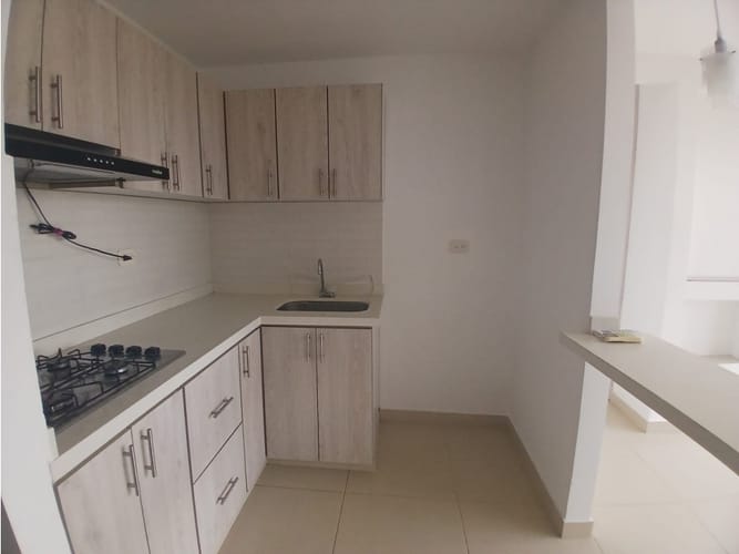 Apartamento de 3 alcobas en venta en Las Palmas, Ricaurte, 56 m² · foto 10 de 24