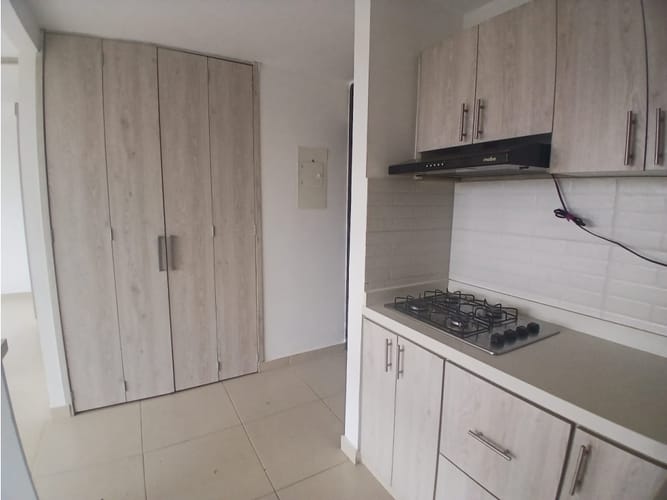 Apartamento de 3 alcobas en venta en Las Palmas, Ricaurte, 56 m² · foto 11 de 24