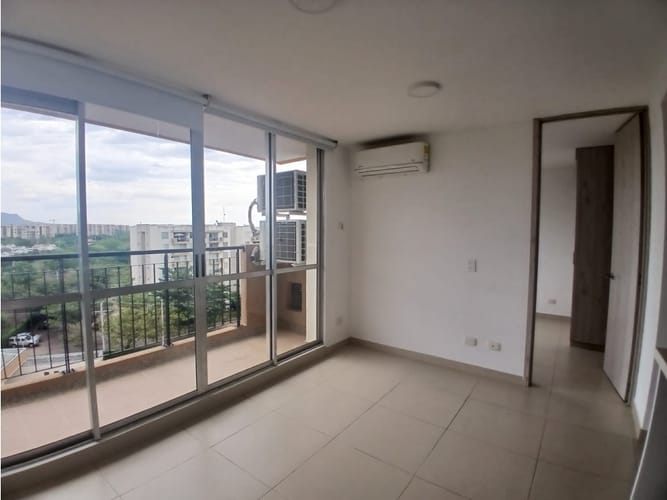 Apartamento de 3 alcobas en arriendo en Las Palmas, Ricaurte, 56 m² · foto 2 de 24