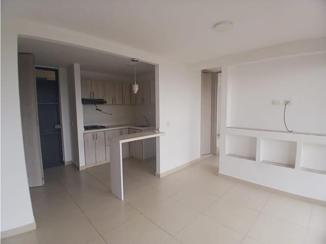 Apartamento de 3 alcobas en arriendo en Las Palmas, Ricaurte, 56 m² · foto 6 de 24